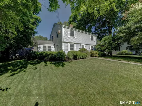 Exterior - 165 Stillwold Dr, Wethersfield, CT 06109 photo 7 of 9