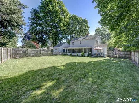 Exterior - 165 Stillwold Dr, Wethersfield, CT 06109 photo 9 of 9