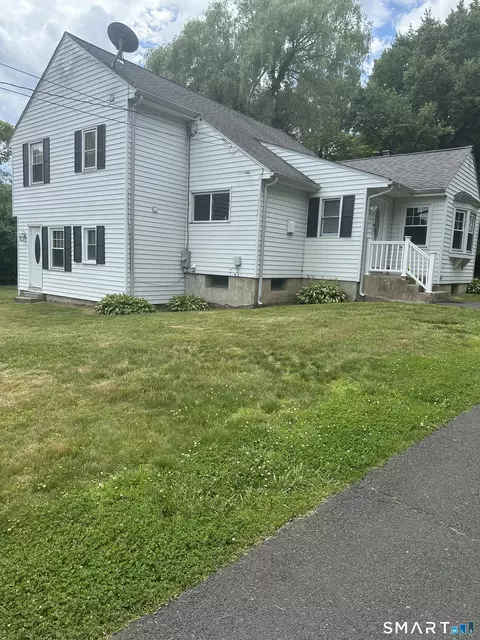 34 Eastview Dr, Windsor, CT 06095