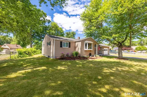 Exterior - 3 Concord Ter, Enfield, CT 06082 photo 7 of 7