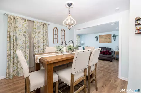 Dining - 3 Concord Ter, Enfield, CT 06082 photo 3 of 4