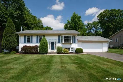 10 Harlan Rd, Farmington, CT 06032