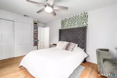 Bedroom - 8 White Pine Dr, Brookfield, CT 06804 photo 6 of 10
