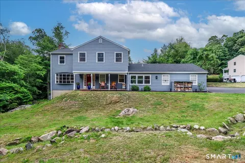 8 White Pine Dr, Brookfield, CT 06804