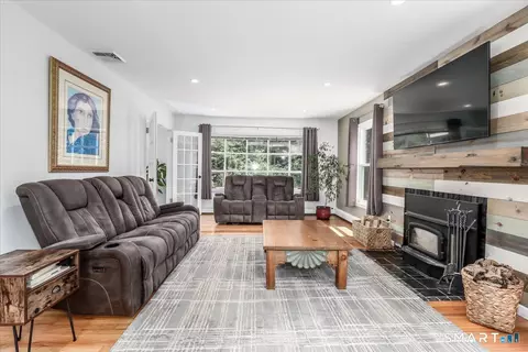 Living - 8 White Pine Dr, Brookfield, CT 06804 photo 2 of 3