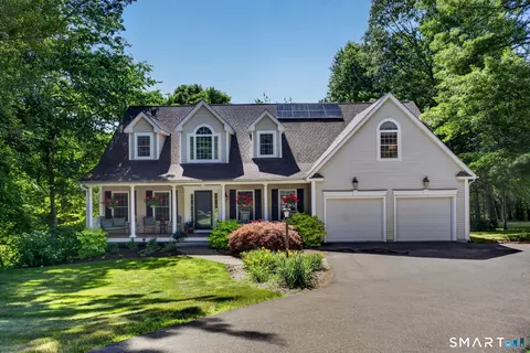 89 Falls Landing Rd, Deep River, CT 06417