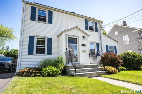346 Woodstock Ave, Stratford, CT 06614