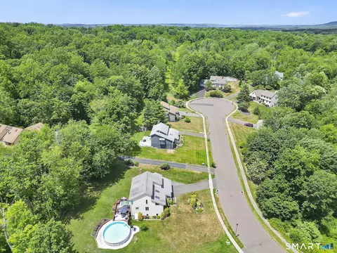 View/Area - 18 Harnish Ln, Wallingford, CT 06492 photo 4 of 4