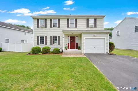 3 Woodcock Ln, New Hartford, CT 06057
