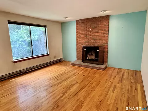 Living - 82 Timothy Ter, Windsor, CT 06095 photo 5 of 8