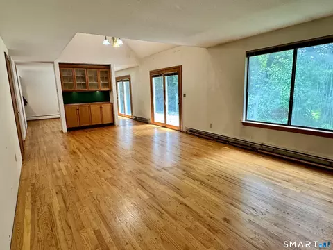 Living - 82 Timothy Ter, Windsor, CT 06095 photo 6 of 8