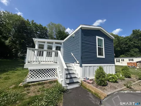 107 Erin Dr, Plainfield, CT 06374