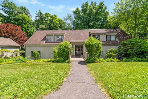1 Heritage Vlg #C, Southbury, CT 06488