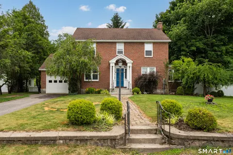 212 Charles St, Torrington, CT 06790