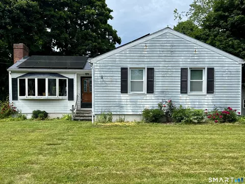 10 Barone Rd, Niantic, CT 06357