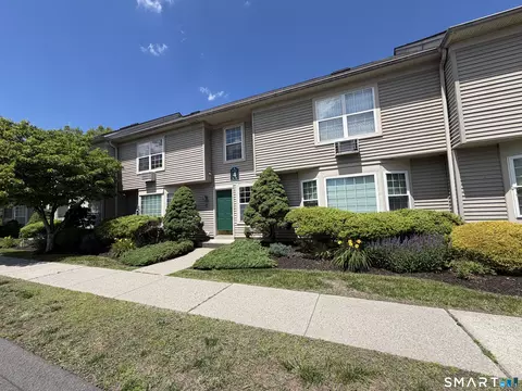 33 Glen Ridge Ct #33, New Milford, CT 06776