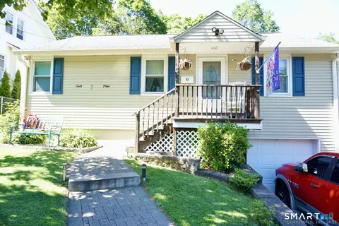 33 Colt St, New Britain, CT 06052