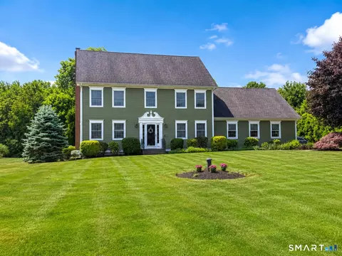 52 Jasmine Ln, Glastonbury, CT 06033