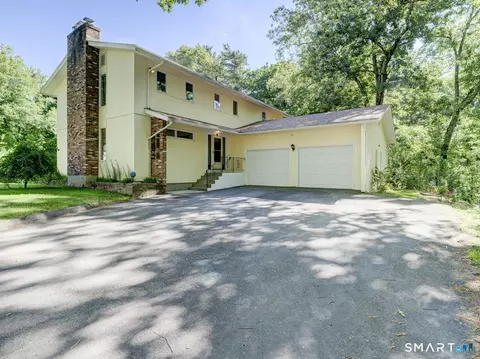 72 Martin Ter, Glastonbury, CT 06033