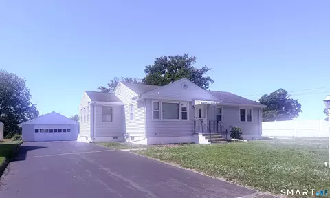 34 River St, East Haven, CT 06512