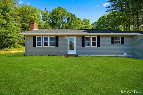 18 Maynard Hill Rd, Preston, CT 06365
