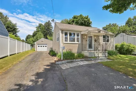 13 Predem Rd, Bristol, CT 06010