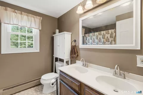 Bath - 169 Tom Swamp Rd, Hamden, CT 06518 photo 2 of 3