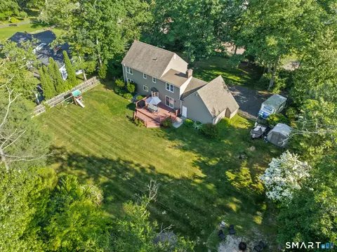 View/Area - 169 Tom Swamp Rd, Hamden, CT 06518 photo 1 of 2