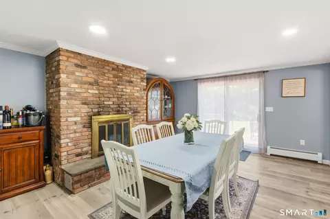 Dining - 169 Tom Swamp Rd, Hamden, CT 06518 photo 3 of 4