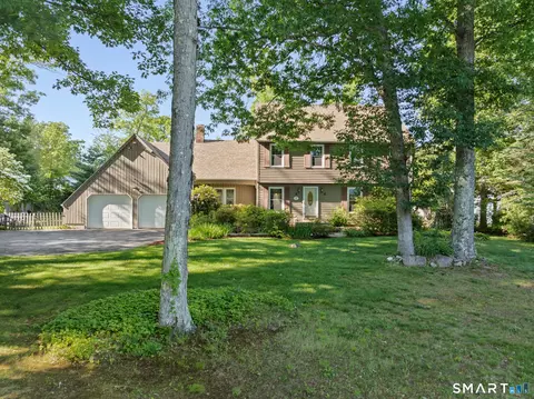 Exterior - 169 Tom Swamp Rd, Hamden, CT 06518 photo 6 of 6
