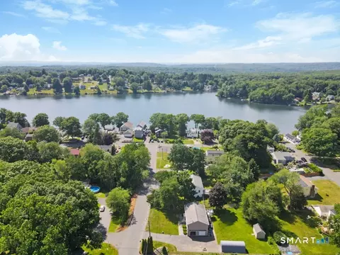 24 Maple Ave, Wolcott, CT 06716