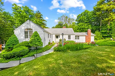 380 Lovely St, Avon, CT 06001