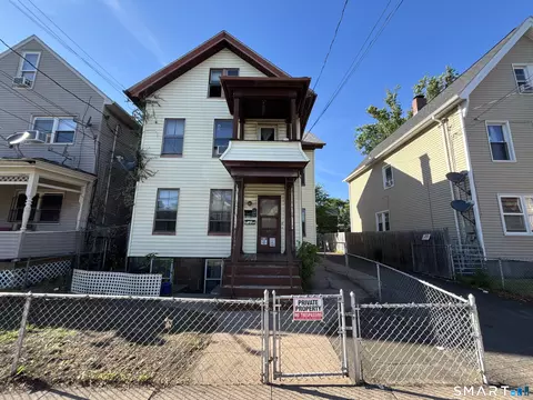 473 Lombard St, New Haven, CT 06513
