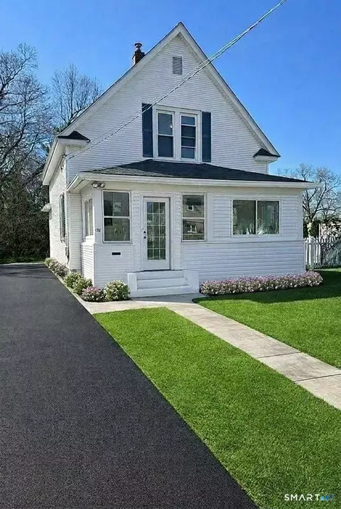 178 Parker St, Manchester, CT 06040