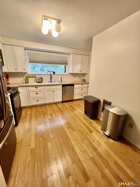 Kitchen - 225 Ledge Dr, Torrington, CT 06790 photo 1 of 4