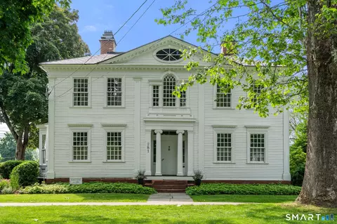 281 N Main St, Suffield, CT 06078