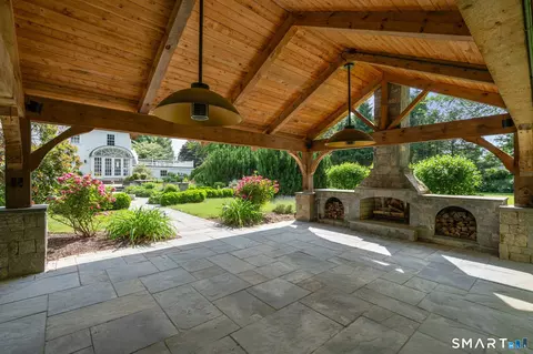 Exterior - 281 N Main St, Suffield, CT 06078 photo 7 of 10