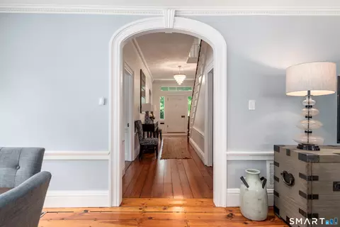 Entry Way - 281 N Main St, Suffield, CT 06078 photo 1 of 6