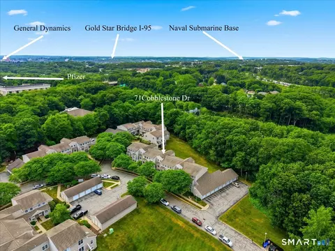 71 Cobblestone Dr #71, Groton, CT 06340