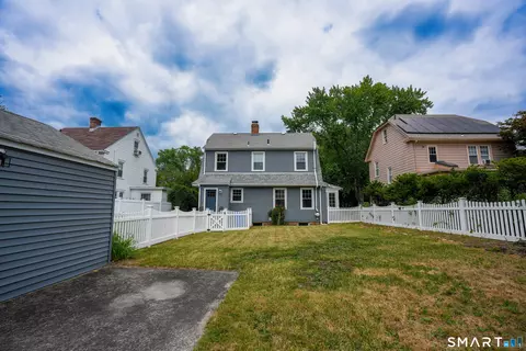Exterior - 106 Filbert St, Hamden, CT 06517 photo 5 of 5