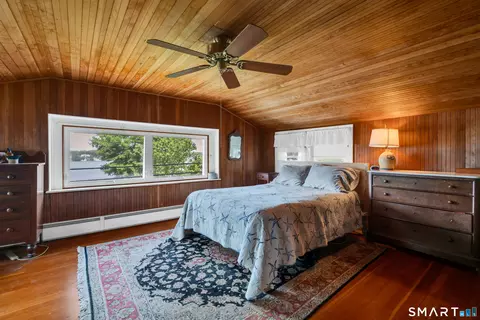 Bedroom - 16 Ledge Rd, Niantic, CT 06357 photo 1 of 5