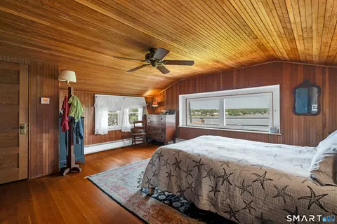 Bedroom - 16 Ledge Rd, Niantic, CT 06357 photo 2 of 5