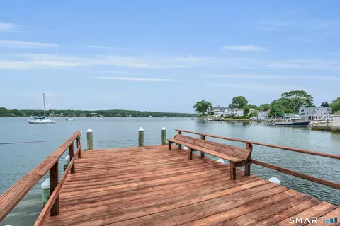 Exterior - 16 Ledge Rd, Niantic, CT 06357 photo 2 of 2