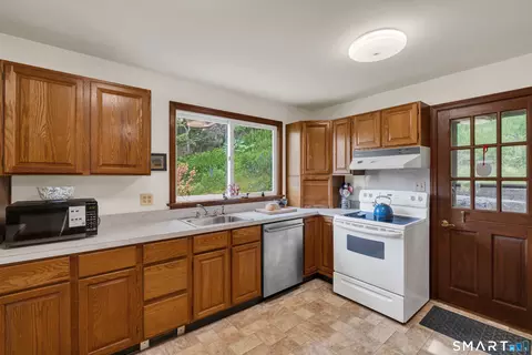 Kitchen - 16 Ledge Rd, Niantic, CT 06357 photo 1 of 4