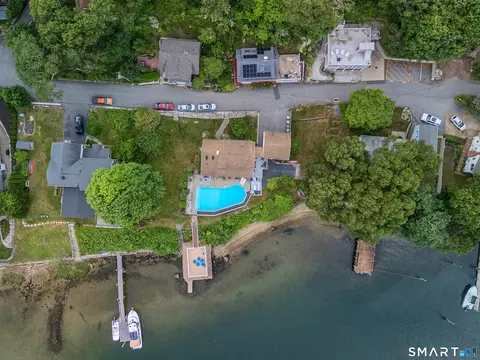 View/Area - 16 Ledge Rd, Niantic, CT 06357 photo 4 of 8