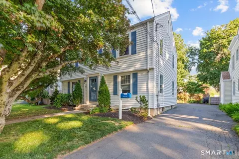 57 Warwick St, West Hartford, CT 06119