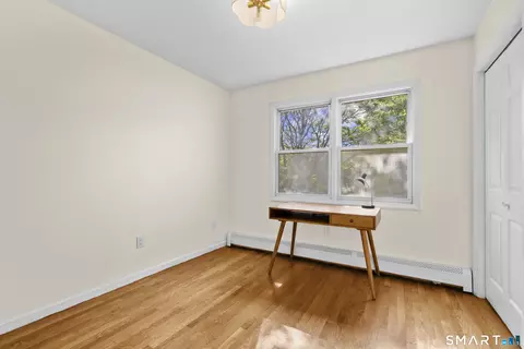 Bedroom - 39 Joseph Ln, Hamden, CT 06514 photo 5 of 5