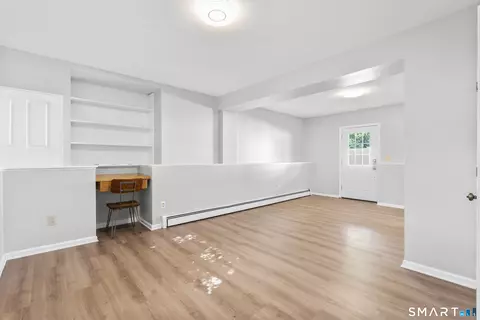 Living - 39 Joseph Ln, Hamden, CT 06514 photo 3 of 4