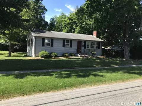 44 Coulter St, Old Saybrook, CT 06475