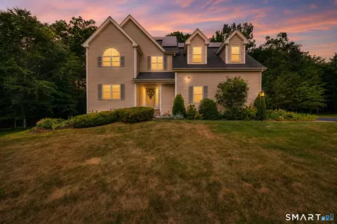 5 Edwards Way, Bloomfield, CT 06002